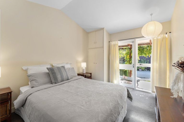 Photo of property in 32 Roberta Drive, Somerfield, Christchurch, 8024