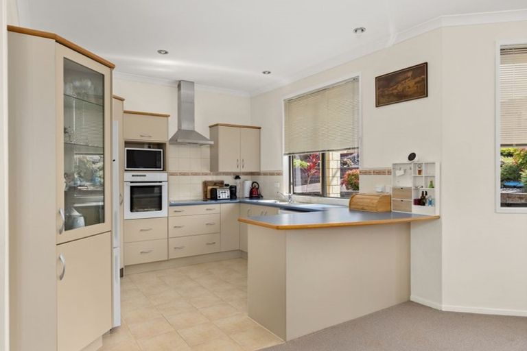 Photo of property in 16 Baska Voda Drive, Kerikeri, 0230