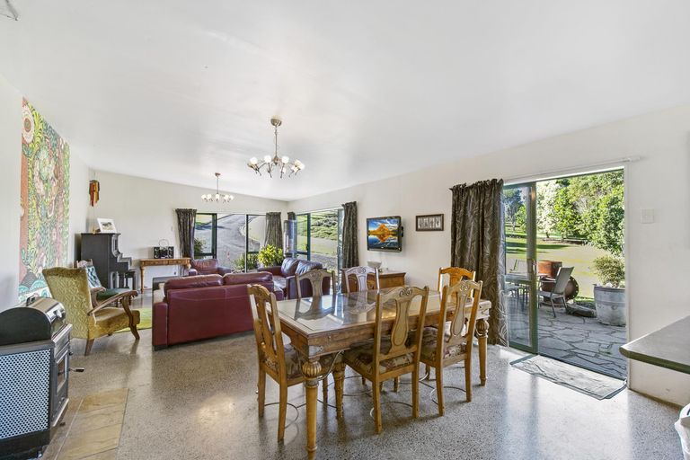 Photo of property in 6 Nandina Lane, Pukekohe, 2120