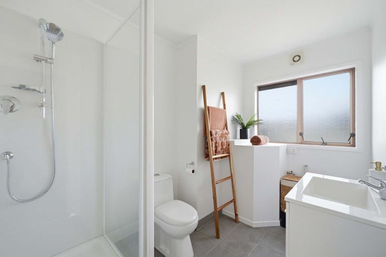 Photo of property in 5/773 Beach Road, Browns Bay, Auckland, 0630