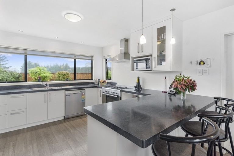 Photo of property in 14 Okarito Avenue, Levin, 5510