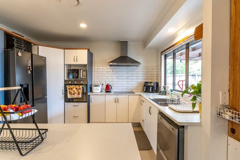 Photo of property in 1 Melfort Place, Nawton, Hamilton, 3200