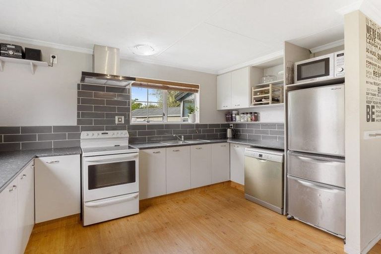 Photo of property in 178 Bridge Street, Bulls, 4818