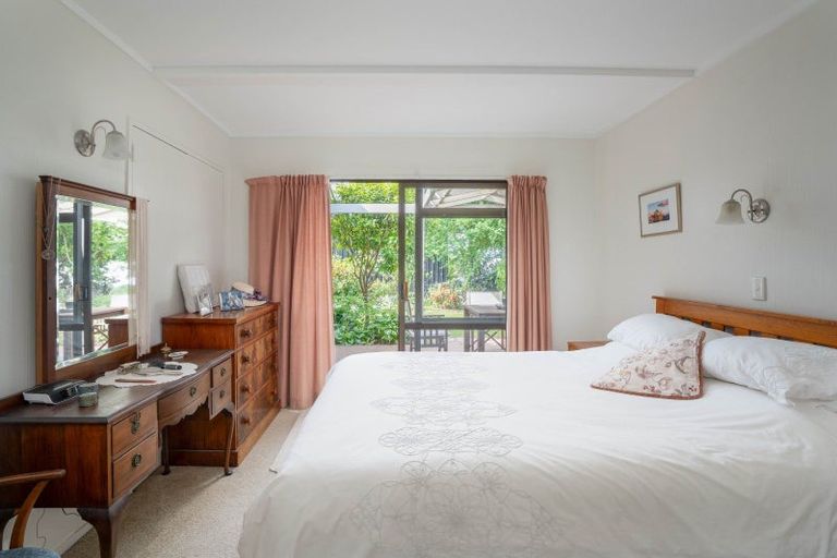 Photo of property in 1/5 Dorothy Drive, Acacia Bay, Taupo, 3330