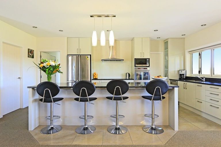 Photo of property in 24 Gavin Black Street, Meeanee, Napier, 4112