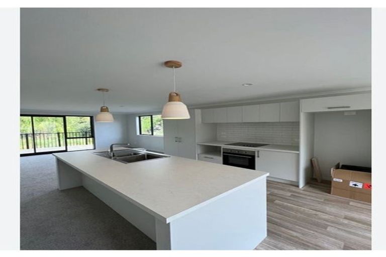 Photo of property in 12 Wrybill Way, Welcome Bay, Tauranga, 3112