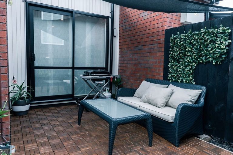 Photo of property in 6 Contact Lane, Hobsonville, Auckland, 0616