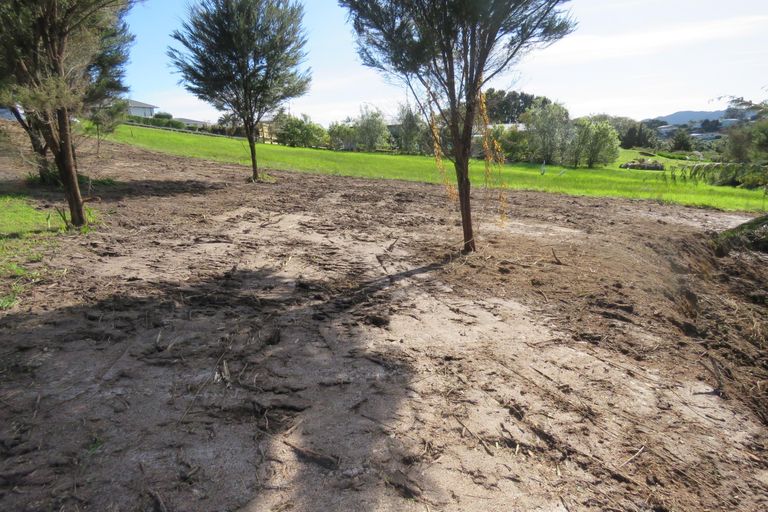 Photo of property in 9 Lori Lane, Coopers Beach, 0420