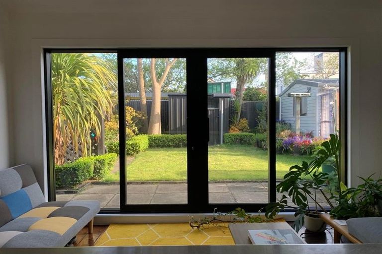 Photo of property in 8 Emmett Street, Newtown, Wellington, 6021