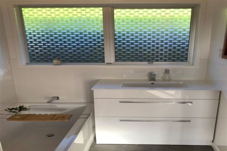 Photo of property in 418 Otumoetai Road, Otumoetai, Tauranga, 3110