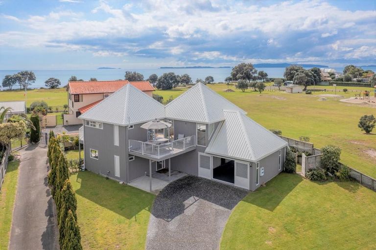 Photo of property in 100 Cordyline Crescent, Matarangi, Whitianga, 3592
