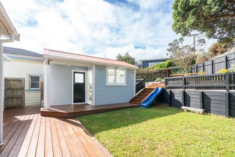 Photo of property in 87 Tiber Street, Island Bay, Wellington, 6023