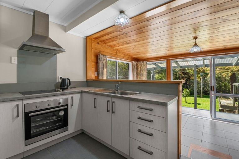 Photo of property in 8 Te Mu Road, Lake Tarawera, Rotorua, 3076