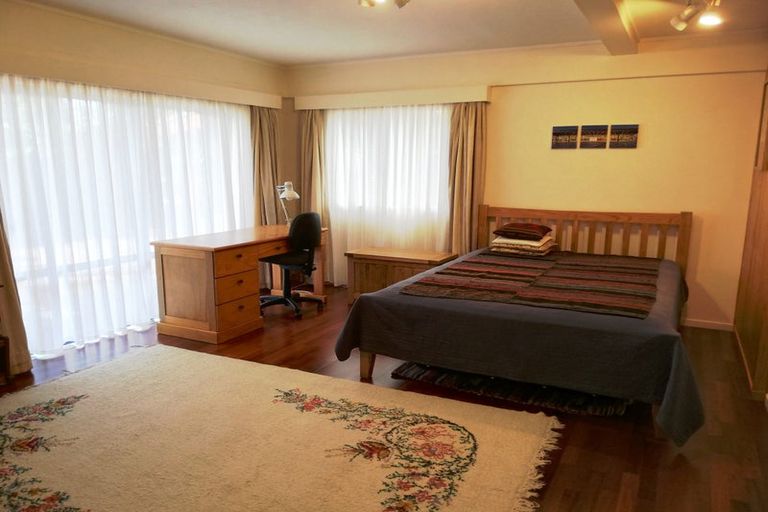 Photo of property in 2/92 Sartors Avenue, Browns Bay, Auckland, 0630