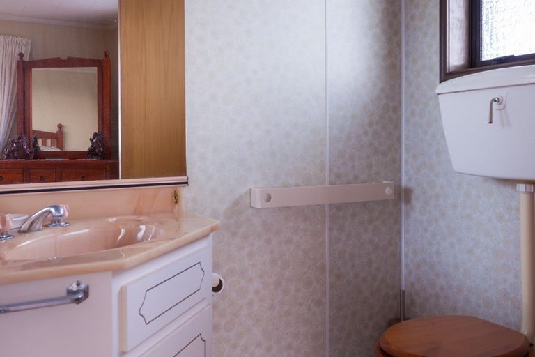 Photo of property in 26a Breakwater Road, Moturoa, New Plymouth, 4310