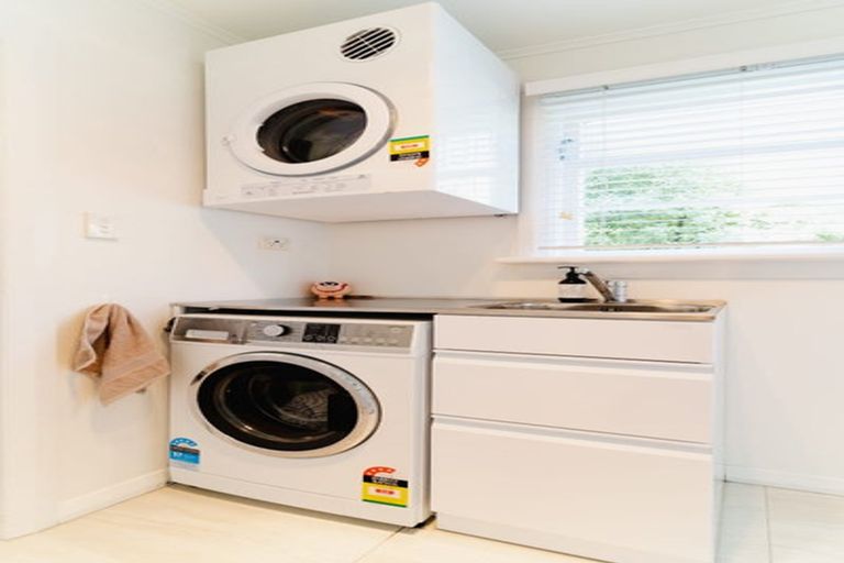 Photo of property in 10 Cliffs Road, Saint Clair, Dunedin, 9012