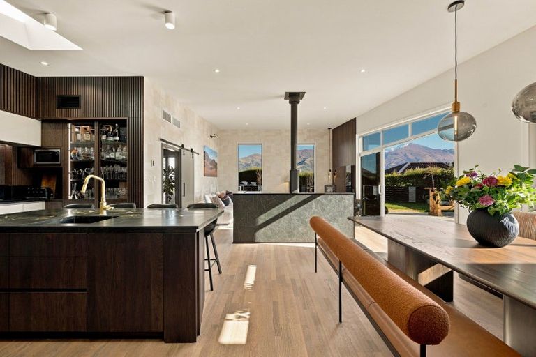 Photo of property in 120 Rob Roy Lane, Wanaka, 9305
