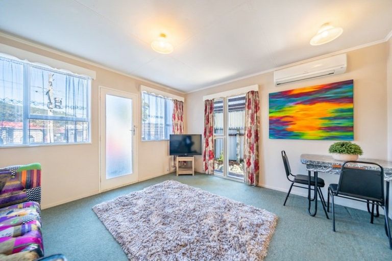 Photo of property in 6/100 Martin Street, Wallaceville, Upper Hutt, 5018