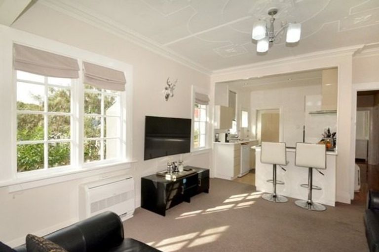 Photo of property in 63 Lonsdale Street, Belleknowes, Dunedin, 9011