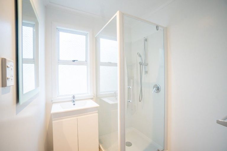 Photo of property in 15a Haydon Street, Roslyn, Palmerston North, 4414