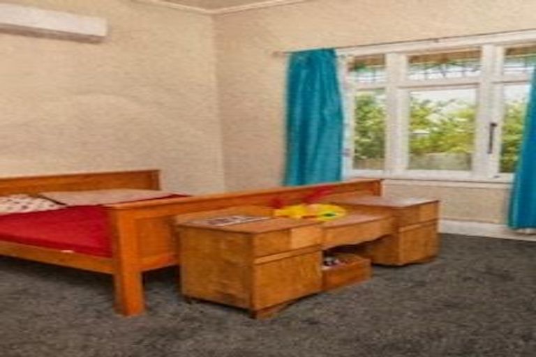 Photo of property in 18 Birdwood Road, Pukekohe, 2120