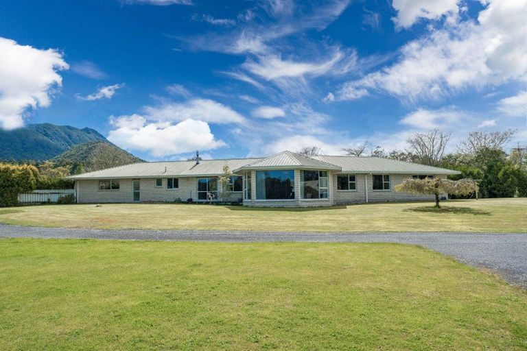 Photo of property in 52 Caroline Drive, Maunganamu, Taupo, 3379