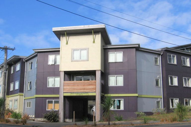 Photo of property in Basin Reserve Complex, 17/4 Sussex Street, Mount Cook, Wellington, 6021