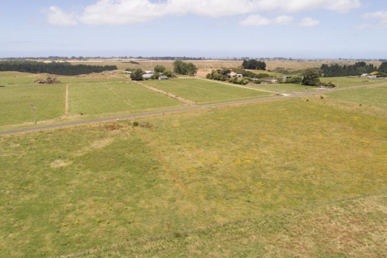 Photo of property in Campbell Road, Brunswick, 4571