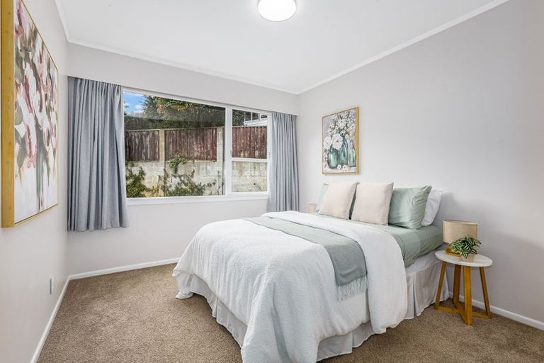 Photo of property in 9 Brora Crescent, Papakowhai, Porirua, 5024