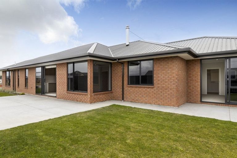 Photo of property in 18 Bond Street, Springlands, Blenheim, 7201