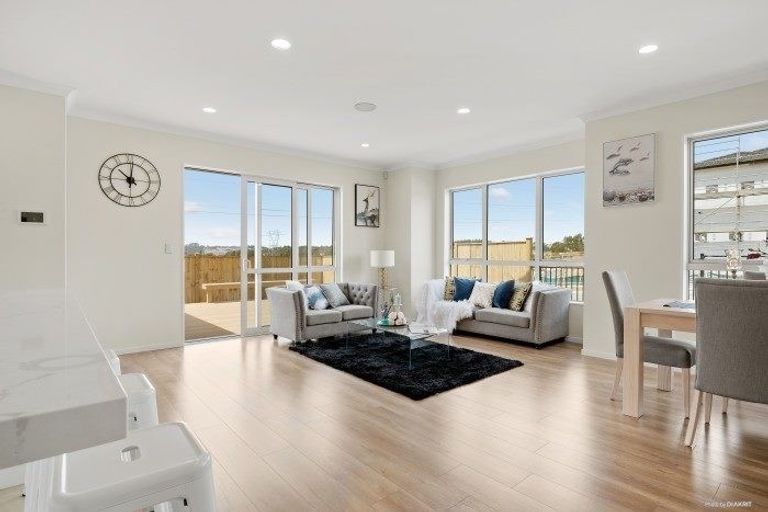 Photo of property in 48 Tir Conaill Avenue, Flat Bush, Auckland, 2019