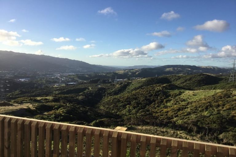 Photo of property in 31 Havana Rise, Grenada Village, Wellington, 6037