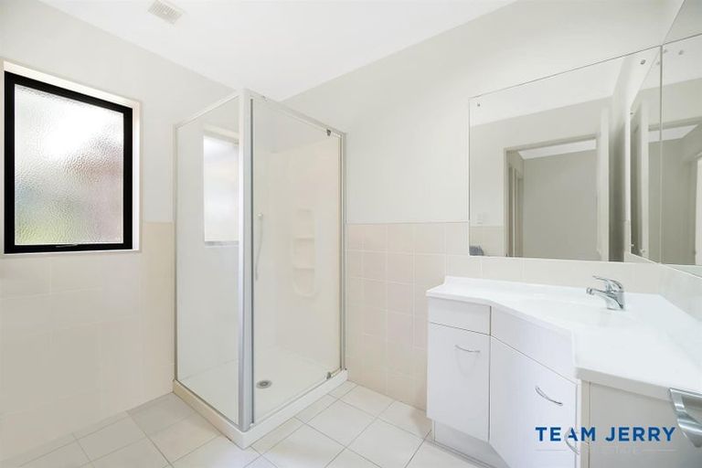 Photo of property in 62 Peninsula Road, Mangere, Auckland, 2022