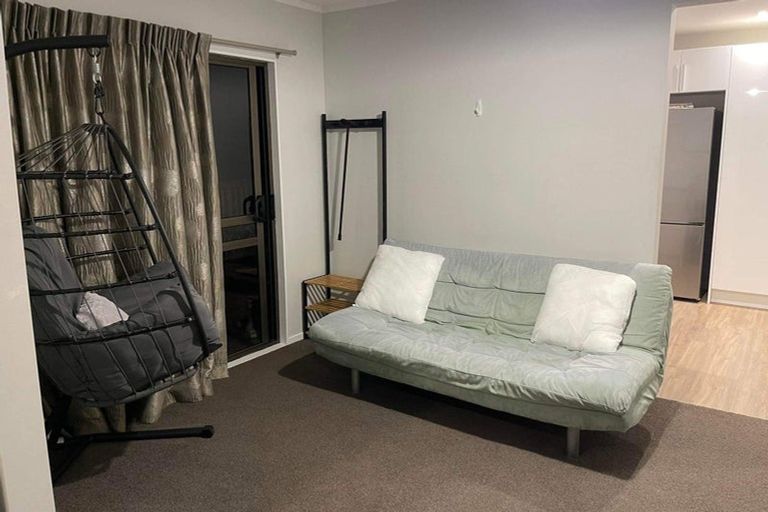 Photo of property in 45 Postgate Drive, Whitby, Porirua, 5024