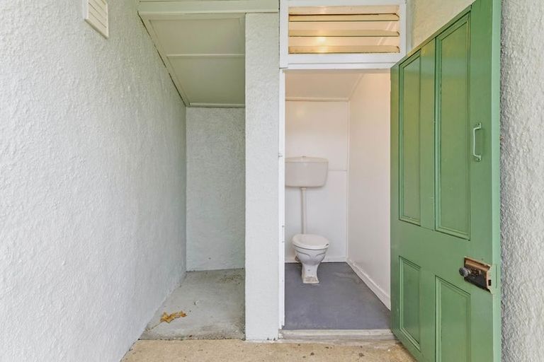 Photo of property in 17 Burns Street, South Dunedin, Dunedin, 9012