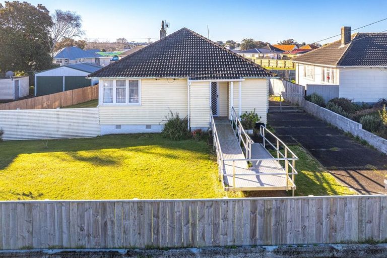 Photo of property in 34 Akatea Street, Gonville, Whanganui, 4501
