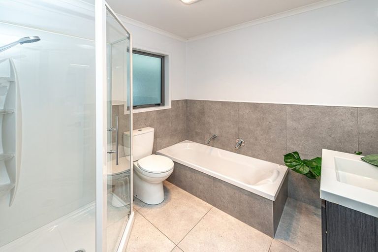 Photo of property in 15 Buckingham Place, Springvale, Whanganui, 4501