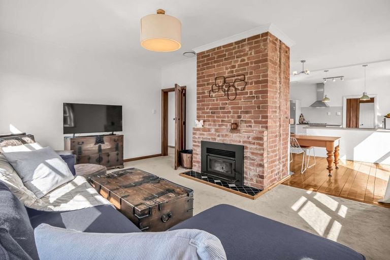 Photo of property in 121 Selwyn Street, Somerfield, Christchurch, 8024