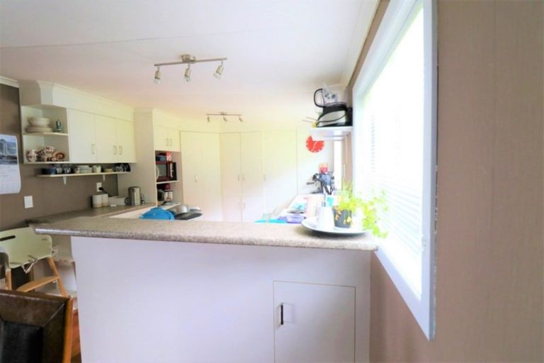 Photo of property in 89 Stout Road, Glenham, Wyndham, 9891