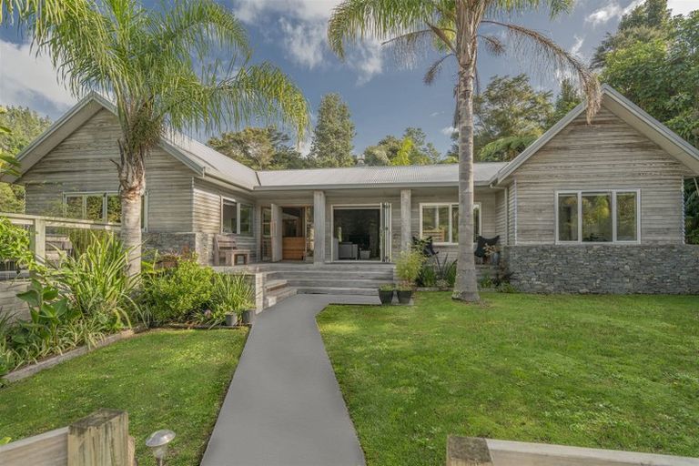 Photo of property in 56 Rewa Rewa Valley, Tairua, 3508