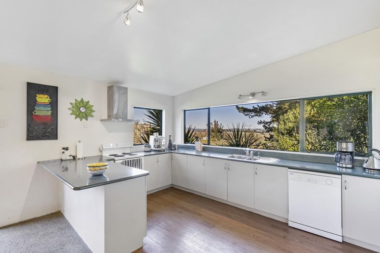 Photo of property in 6 Nandina Lane, Pukekohe, 2120