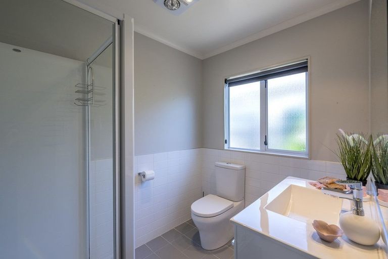 Photo of property in 55 Regent Drive, Paraparaumu Beach, Paraparaumu, 5032