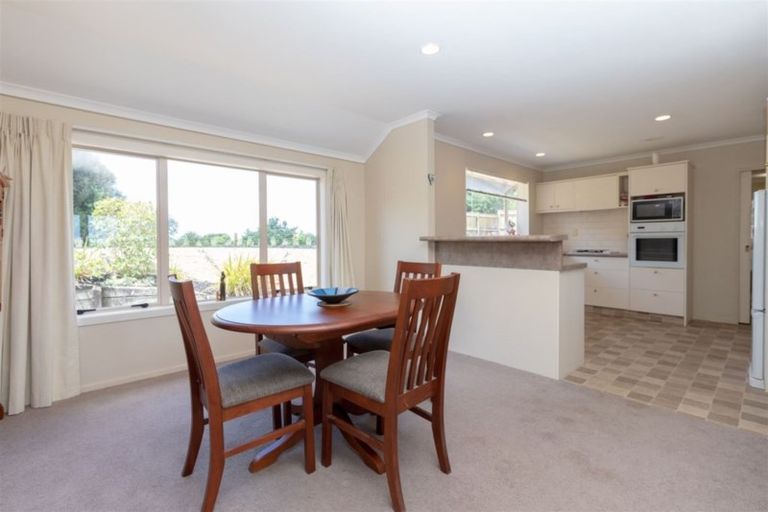 Photo of property in 12 Cadman Court, Rototuna, Hamilton, 3210