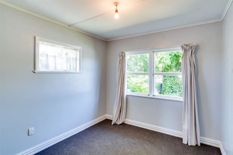 Photo of property in 12 Waterworth Avenue, Onekawa, Napier, 4110