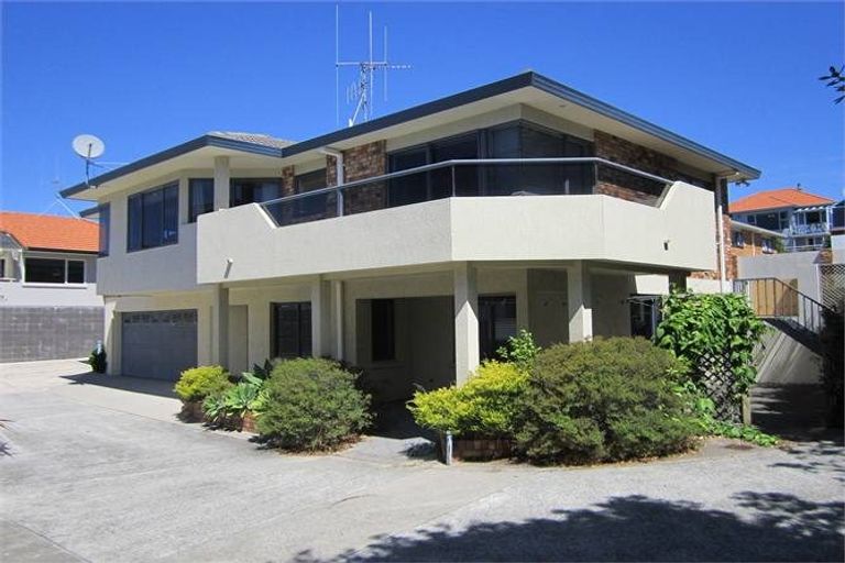 Photo of property in 71a Oceanview Road, Mount Maunganui, 3116