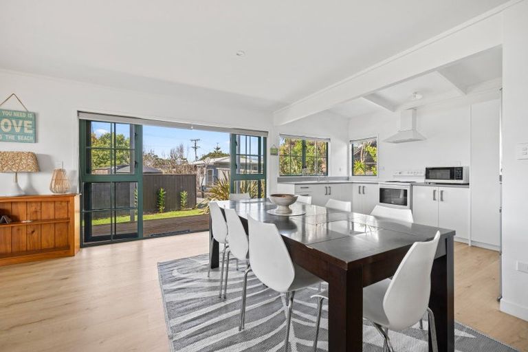 Photo of property in 806 Cove Road, Waipu, 0582