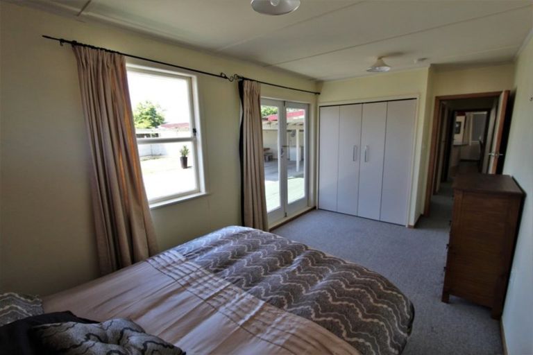 Photo of property in 16 Kenmore Place, Tokoroa, 3420