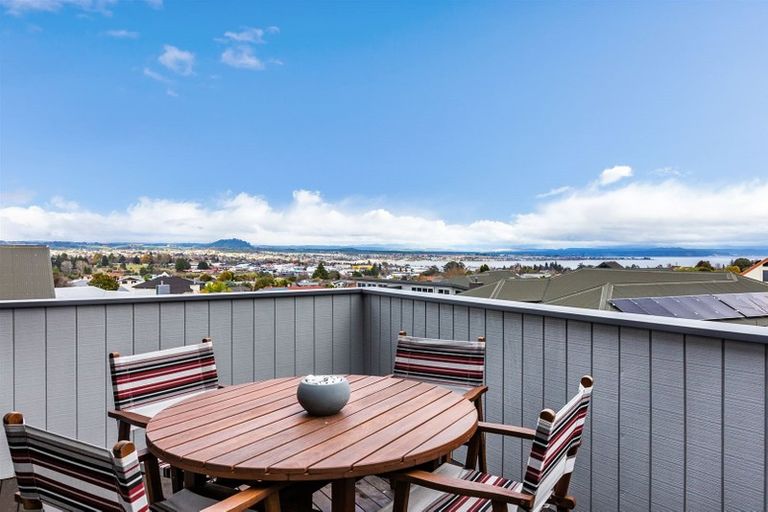 Photo of property in 5 Ventoux Way, Nukuhau, Taupo, 3330