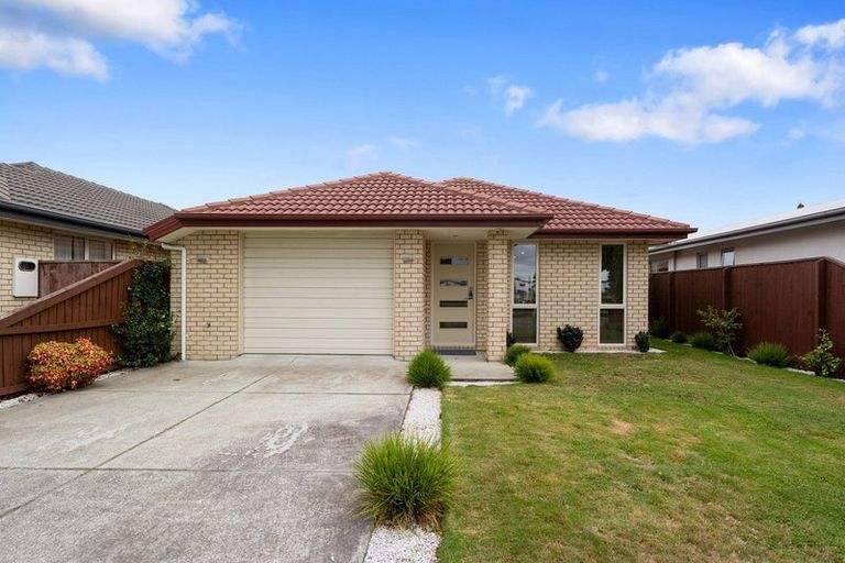 Photo of property in 20 Little Oaks Drive, Yaldhurst, Christchurch, 8042