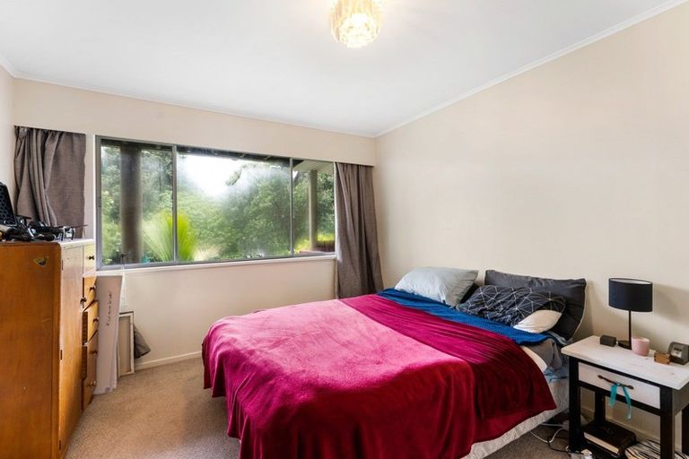 Photo of property in 1/153 Main Road, Tawa, Wellington, 5028